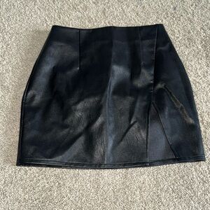 Lulus leather skirt